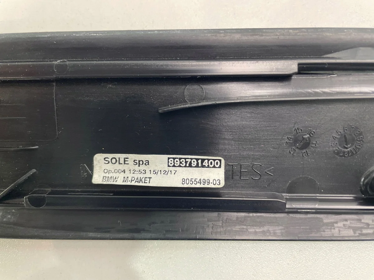 BMW 2 F22 F23 2016 Soleira Esquerda OEM 8055499 image 3