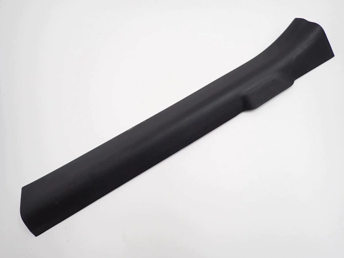 Seuil droit avant Nissan Juke II F16 769B4-6PA0A