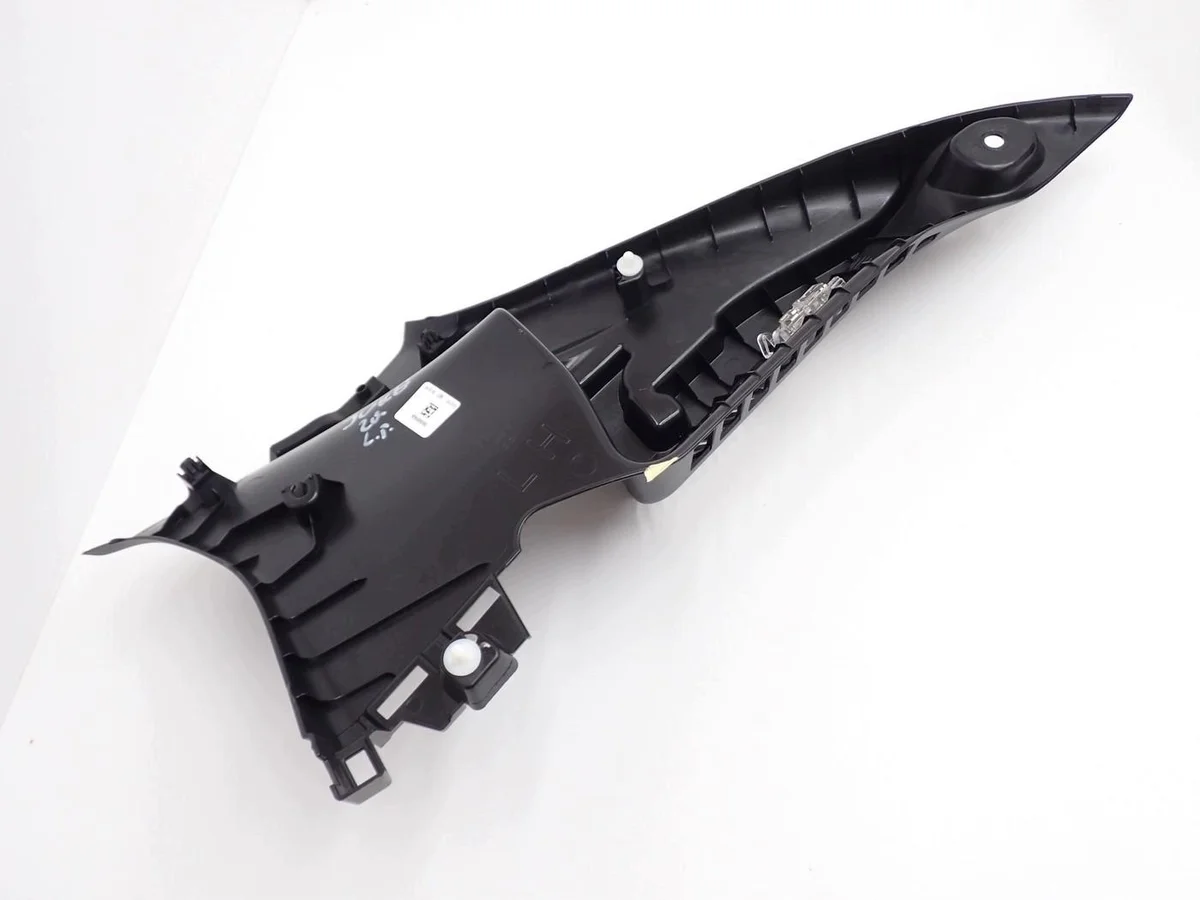 Nissan Juke F16 Seitenverkleidung Kofferraum links image 4