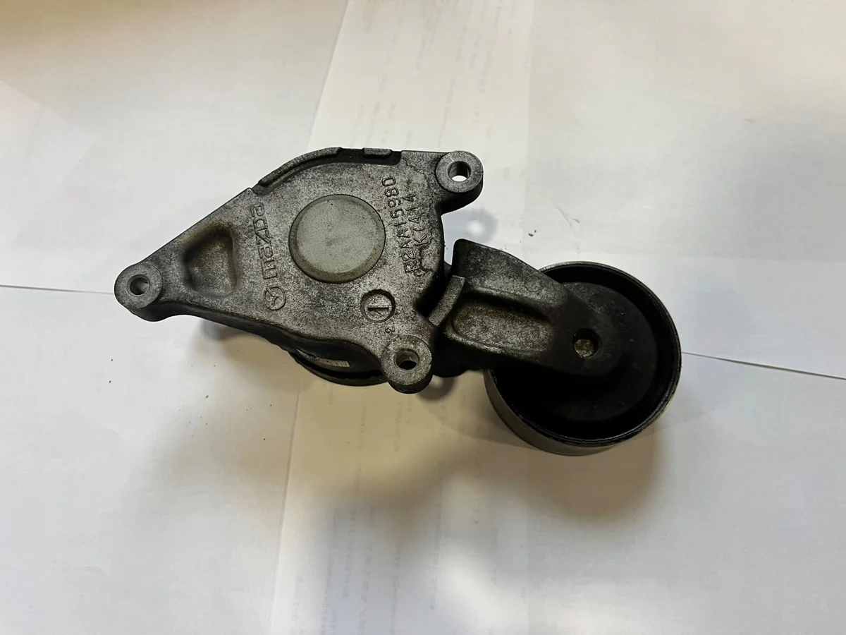 Tendeur de courroie alternateur Mazda 6 GH