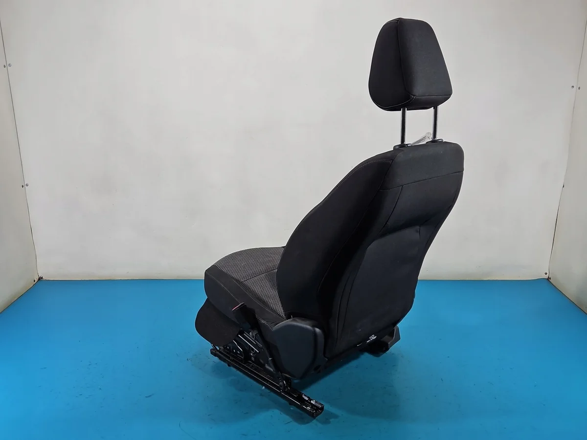 Siège passager avant Opel Grandland X image 7