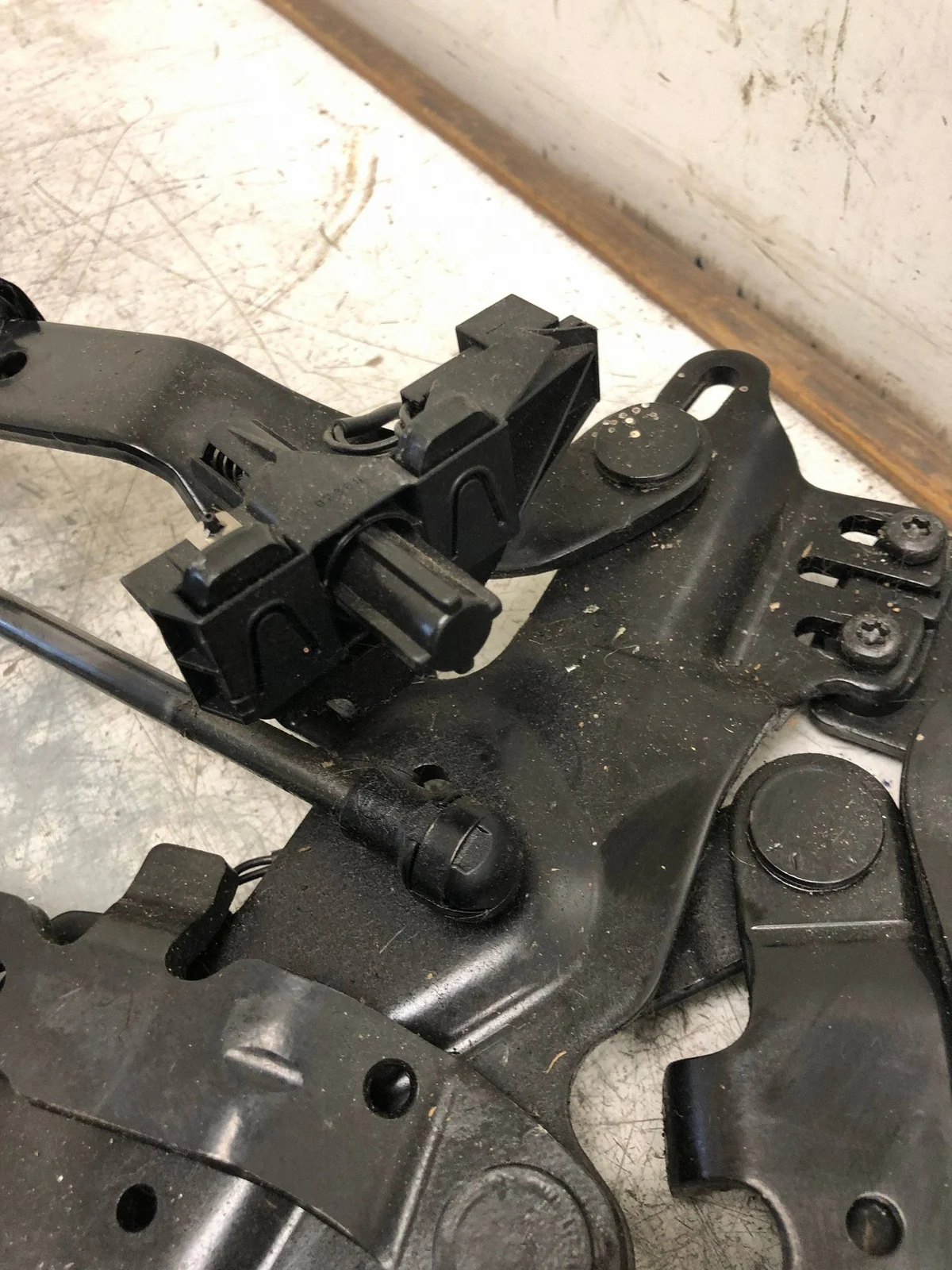 Scharniere Kofferraumklappe Opel Astra H Cabrio image 8