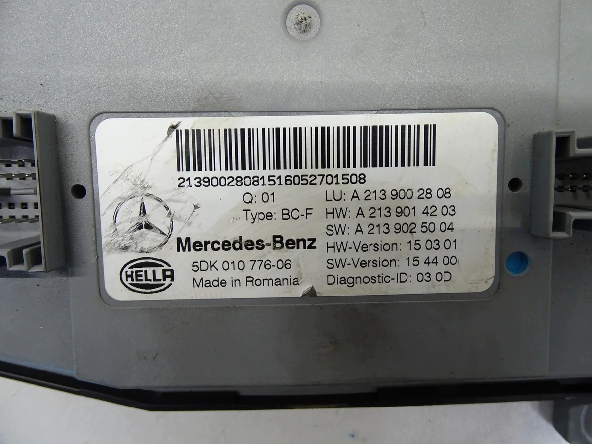 Steuergerät Mercedes W213 A2139002808 image 3