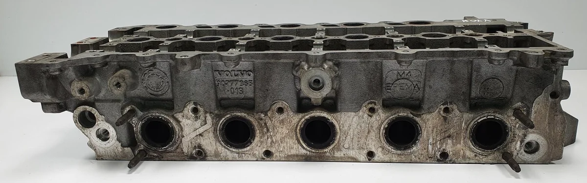 Culasse complète Volvo 2.0D3/2.4D4/2.4D5 30777365 image 8