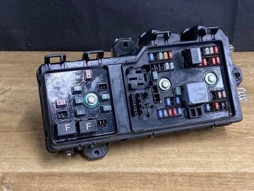 Boîtier de fusibles Land Rover Range Rover L550 L551