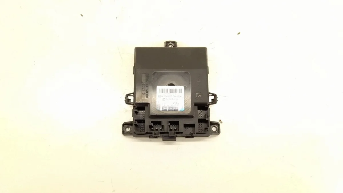 Module porte avant droit Mercedes R W251 A1648205985