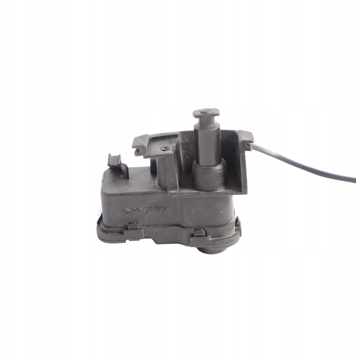 Actionneur trappe carburant VW Golf VII 5C6810773H image 4
