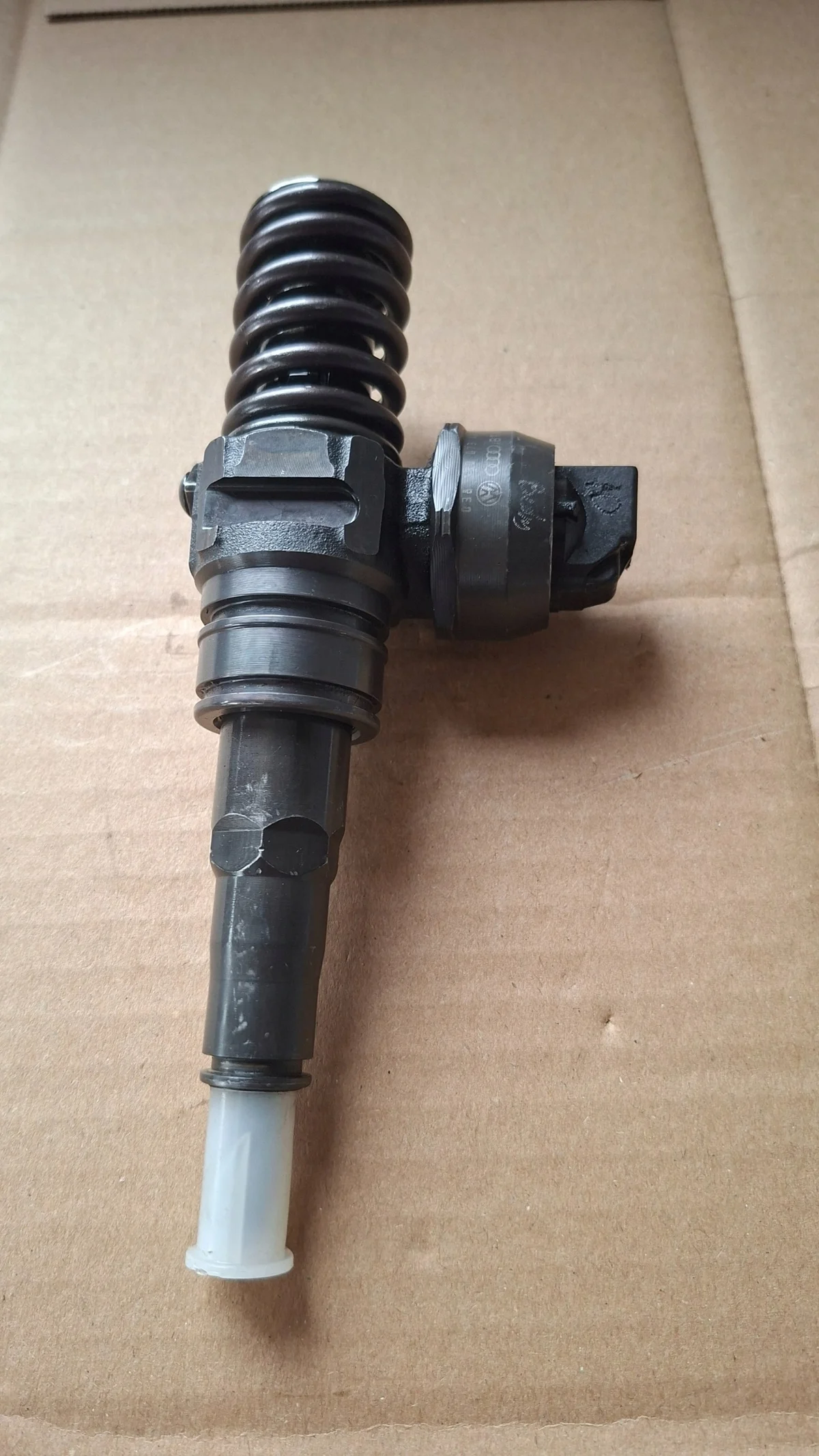 Injecteur Bosch 0414720215 d'occasion image 3
