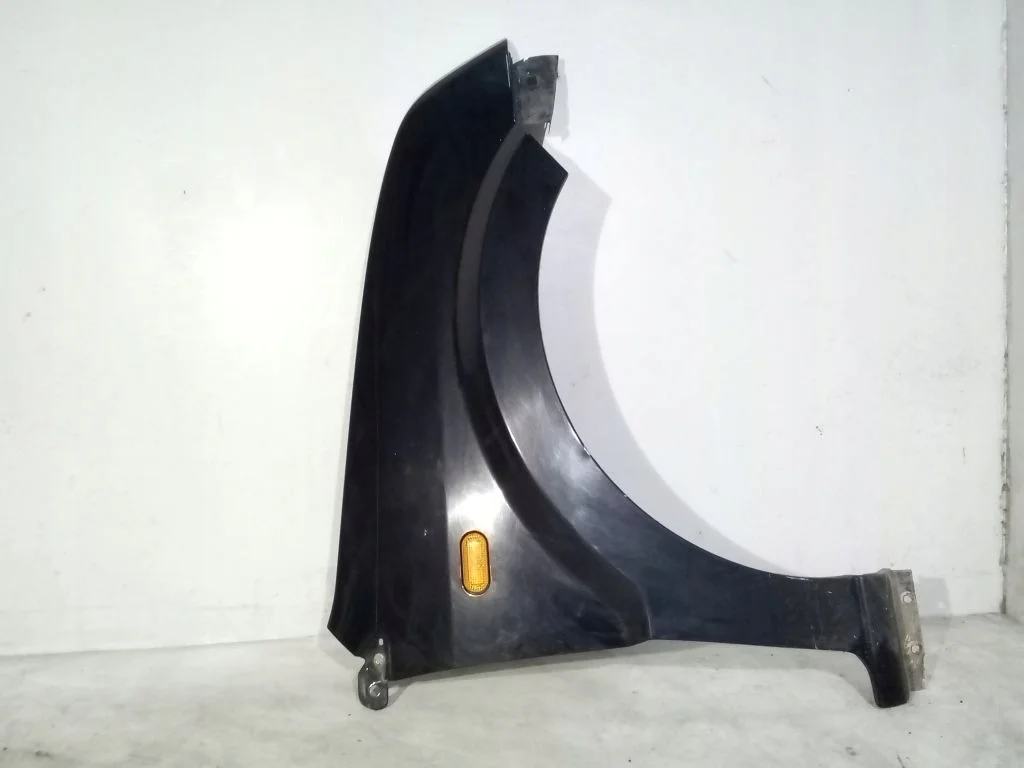 Ford Fusion Parafango Destro Verniciato 84