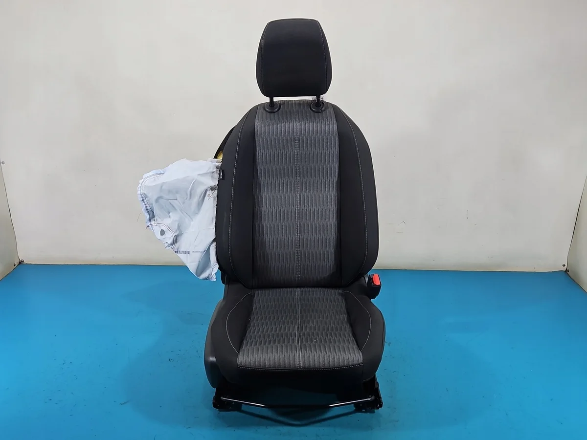 Opel Corsa F 5D Banco Passageiro Direito