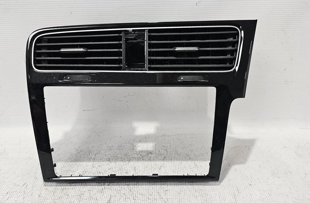 Griglia Bocchetta Aria Centrale VW Golf VII Usata
