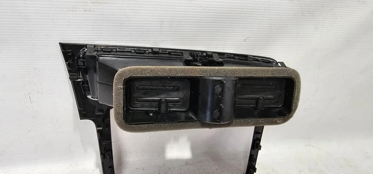 VW Golf VII Lüftungsgitter Mittelkonsole Gebraucht image 5