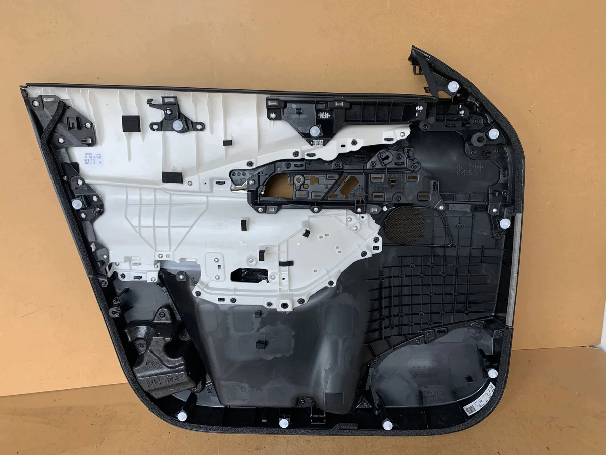 Mazda CX-30 dörrpanel höger fram image 3