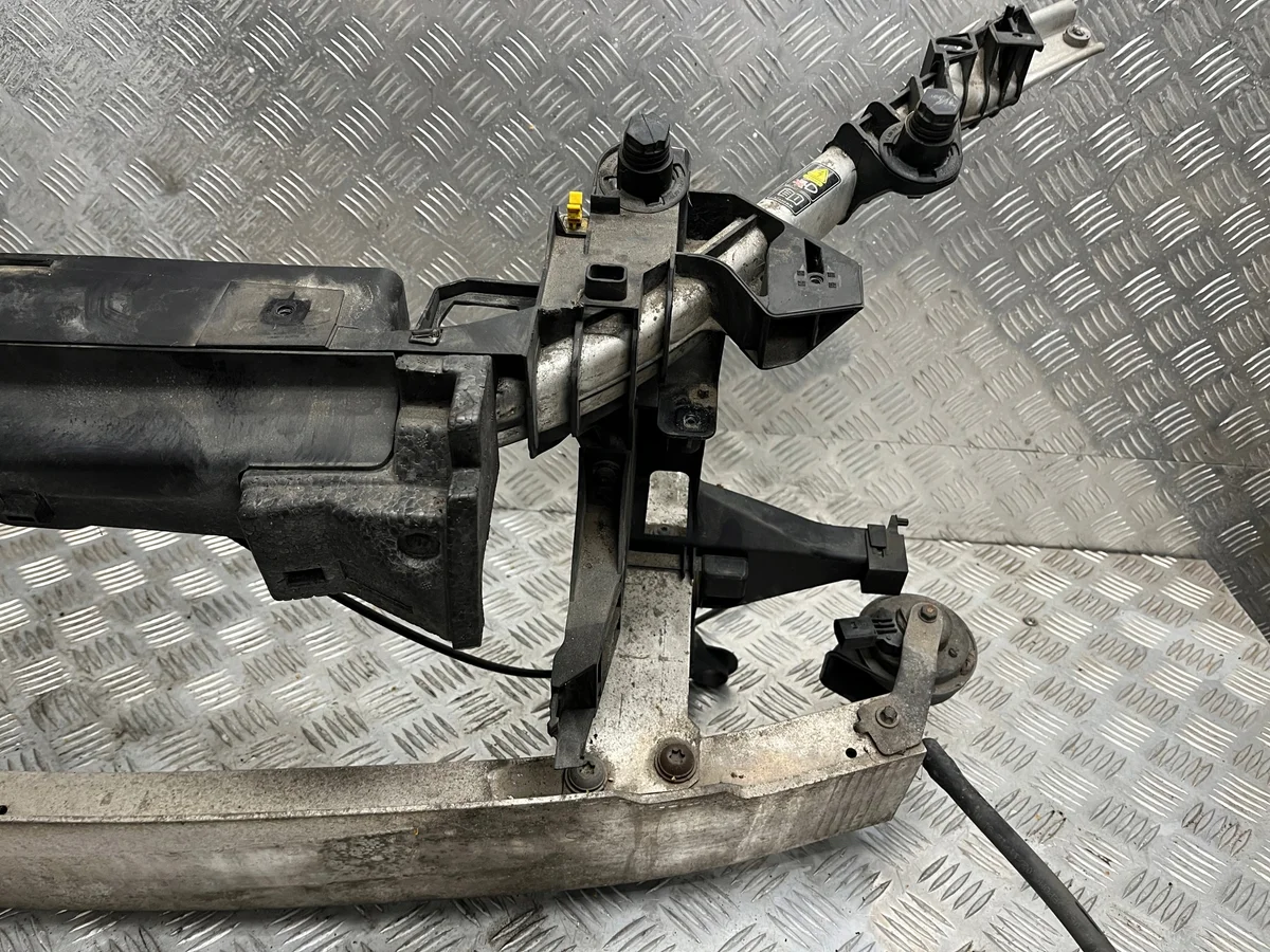 MERCEDES W246 Vorderachsträger + Träger 2466200215 image 4