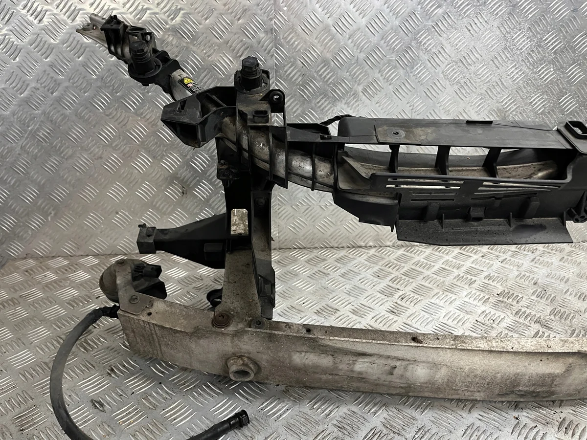 MERCEDES W246 Vorderachsträger + Träger 2466200215 image 5