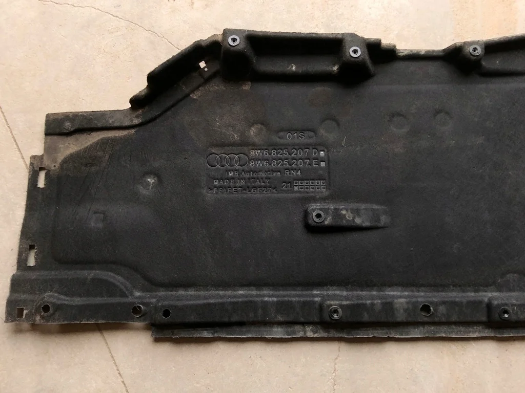 Audi A4 B9 LIFT Unterbodenschutz Links image 4