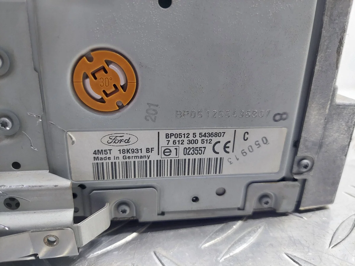 Radio CD Ford Focus MK2 Usado 4M5T-18K931-BF image 5