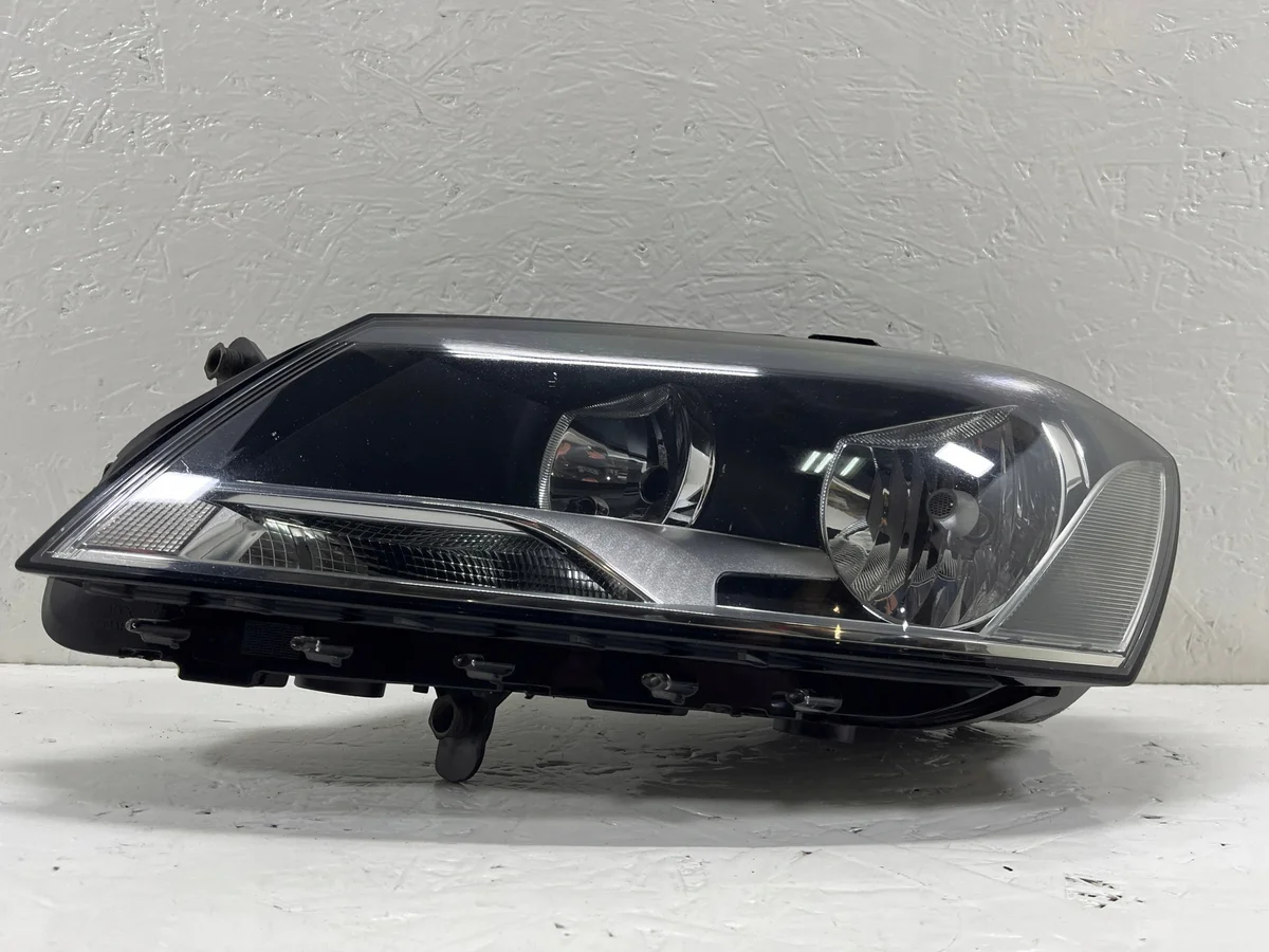 Faro Sinistro VW Passat B7 2010 OEM 3AB941005 image 3