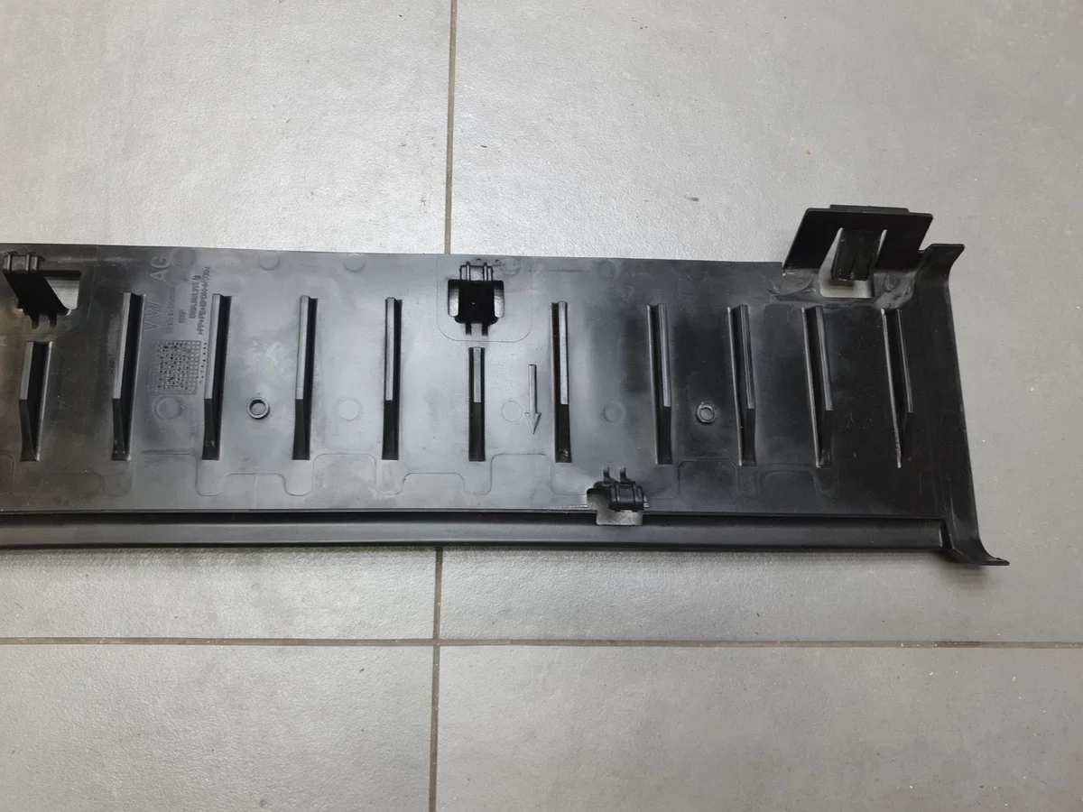 Audi A3 8Y Achsabdeckung hinten 5WA501715B image 3