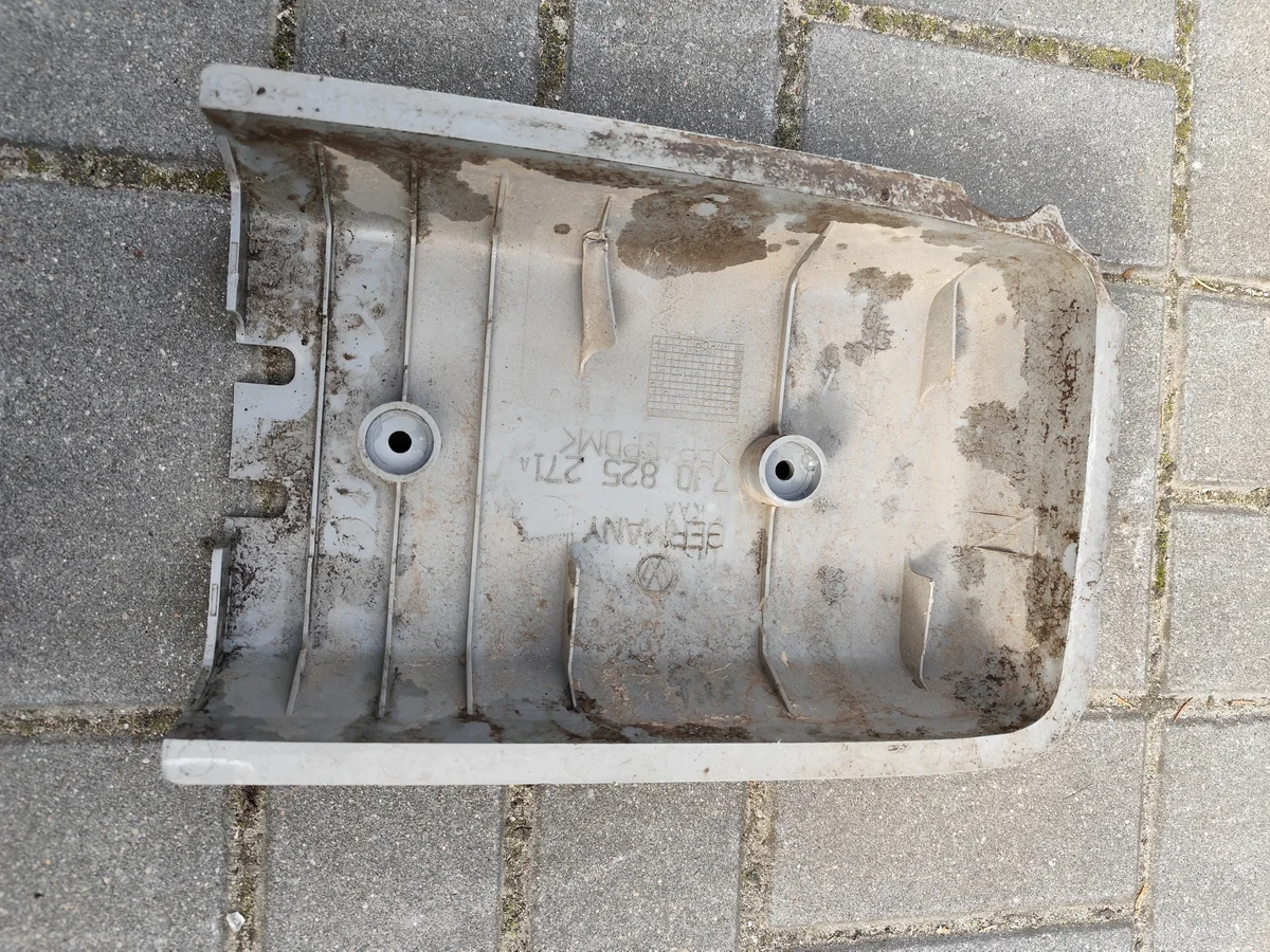 VW T5 T6 Doka skydd balk höger bak image 3