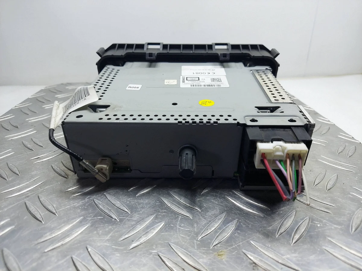 Radio CD Bluetooth Renault Twingo II 281151607RKASACJ image 4