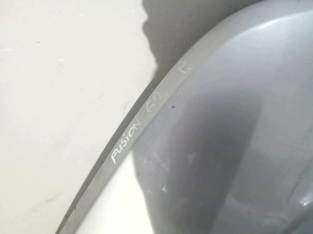 Ford Fusion parafango anteriore destro usato image 7