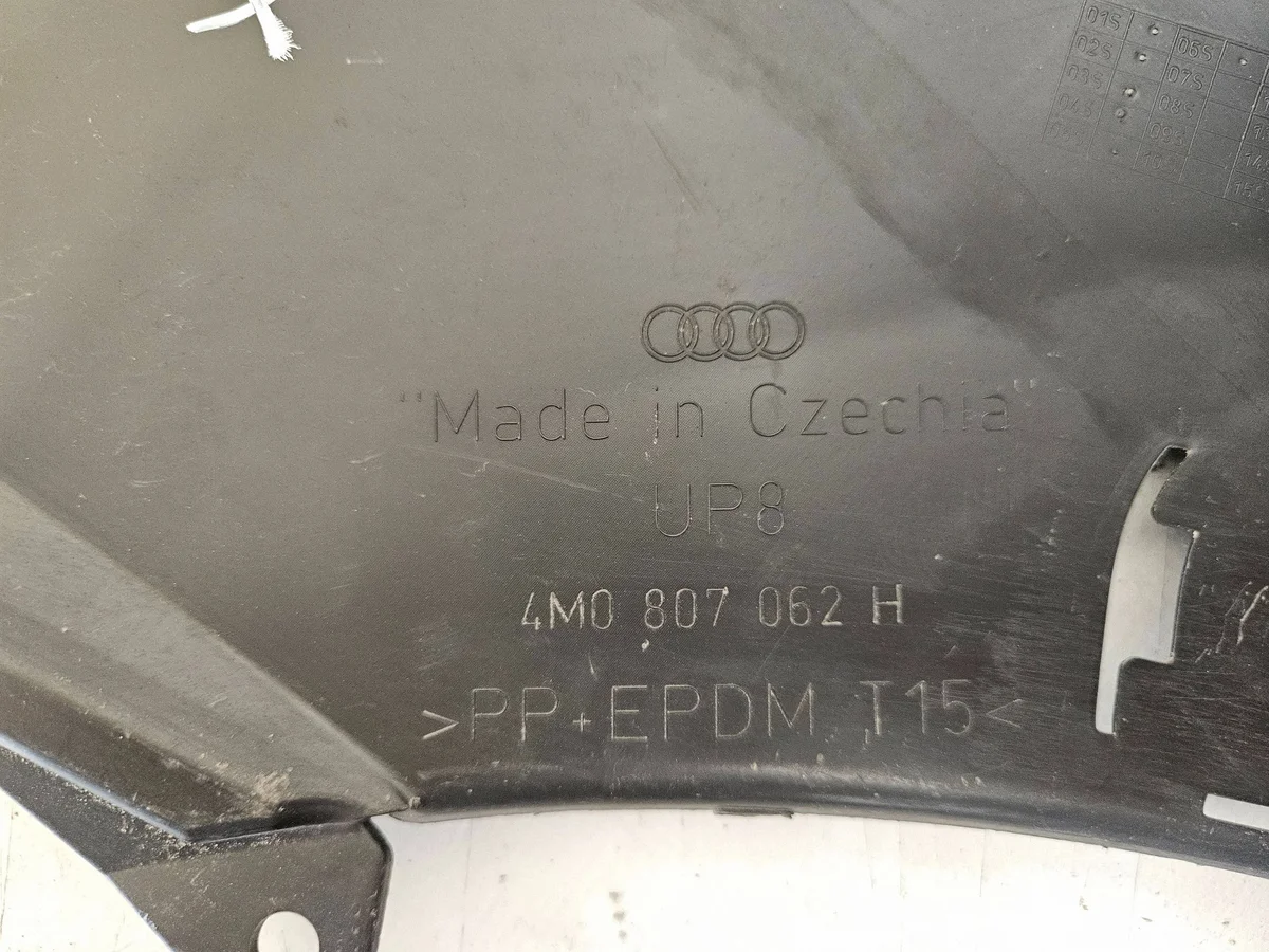 Spoiler Audi Q7 4M 4M0807061H Usato image 10