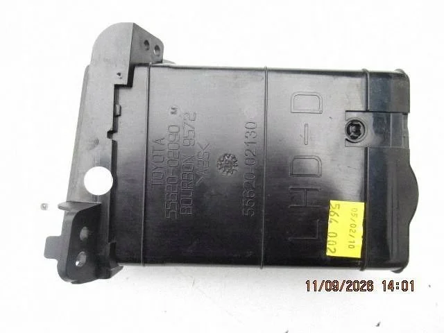Toyota OE 55620-02090 Usado