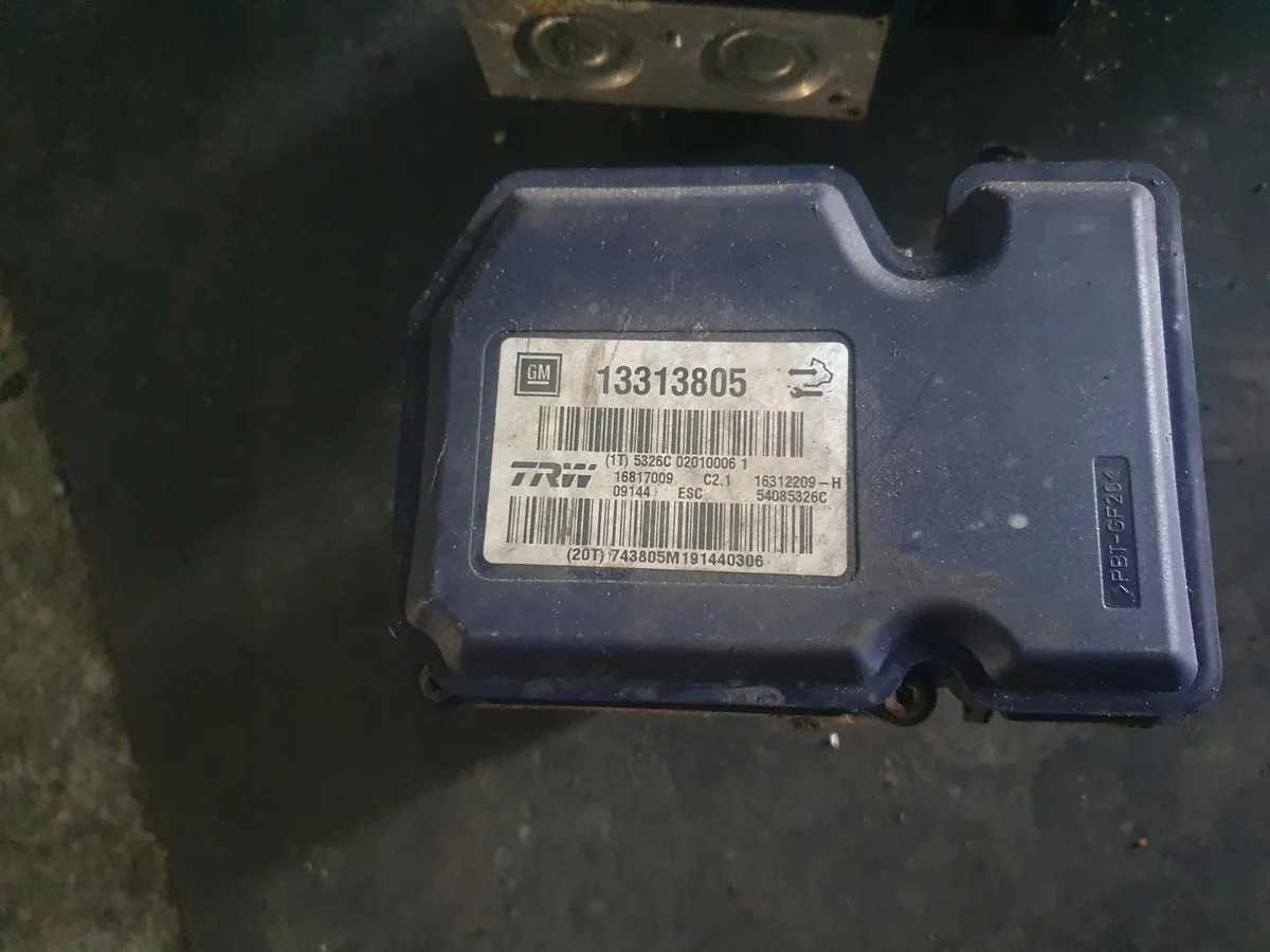 Pompa ABS Opel Insignia A 13313805