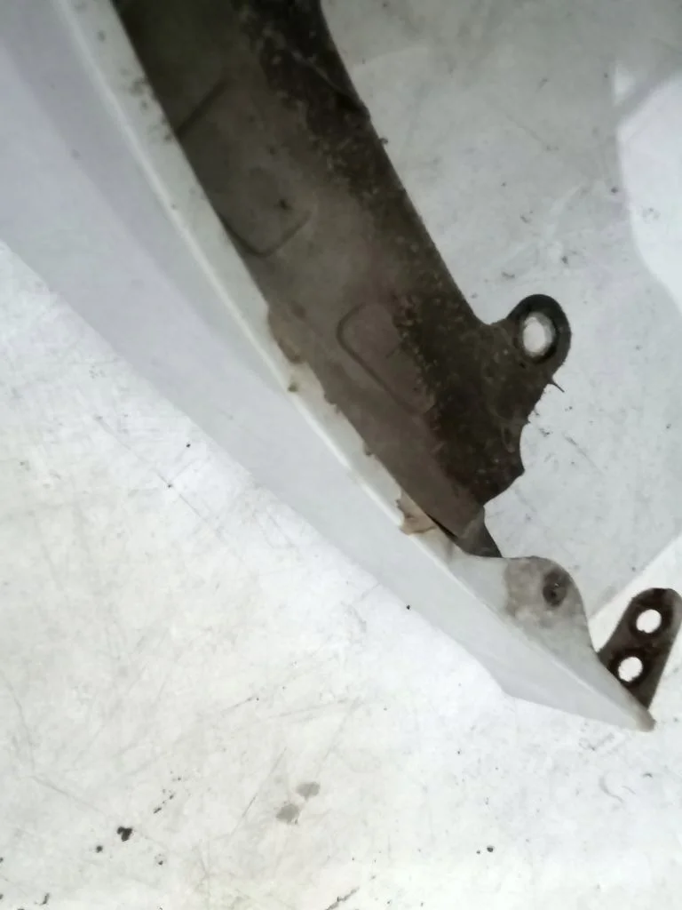 VW Golf V Front Right Fender Used LC9Z image 5