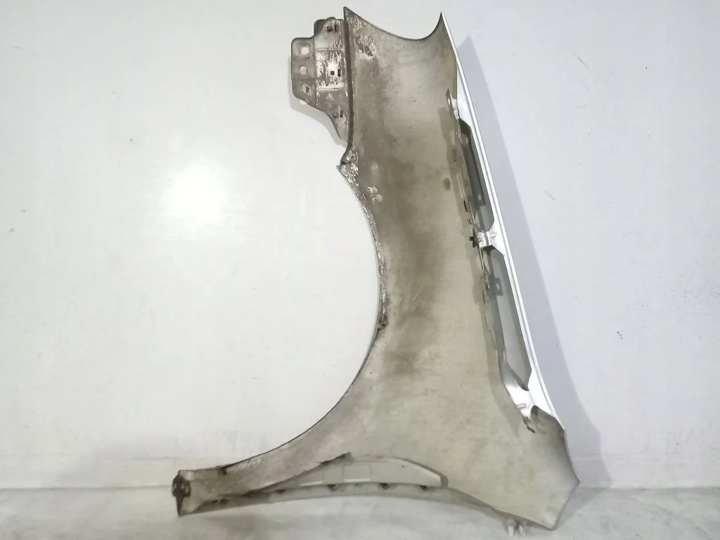 VW Golf V Front Right Fender Used LC9Z image 6