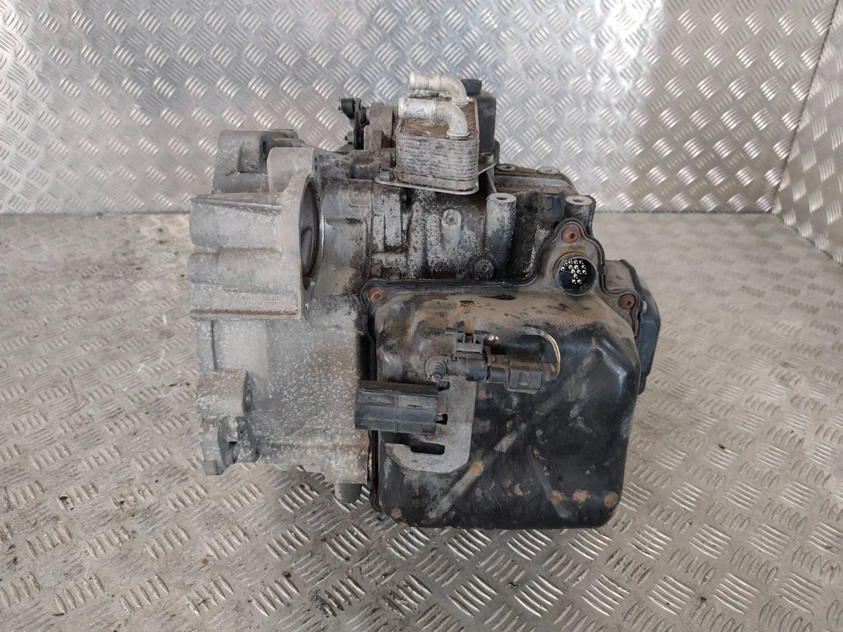 Caja Cambios DSG VW Passat B7 2.0 TDI NLN image 4