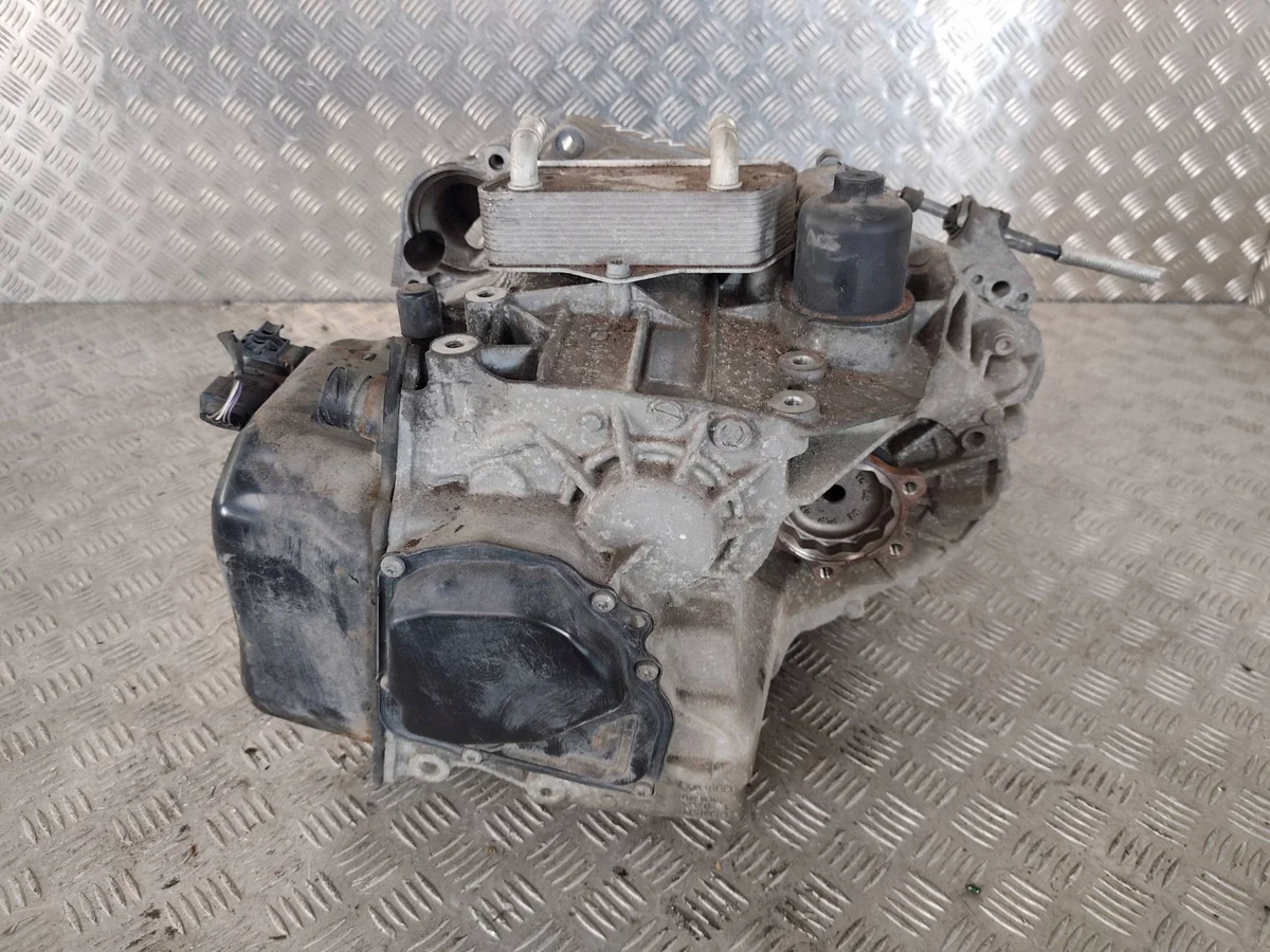 Caja Cambios DSG VW Passat B7 2.0 TDI NLN image 5