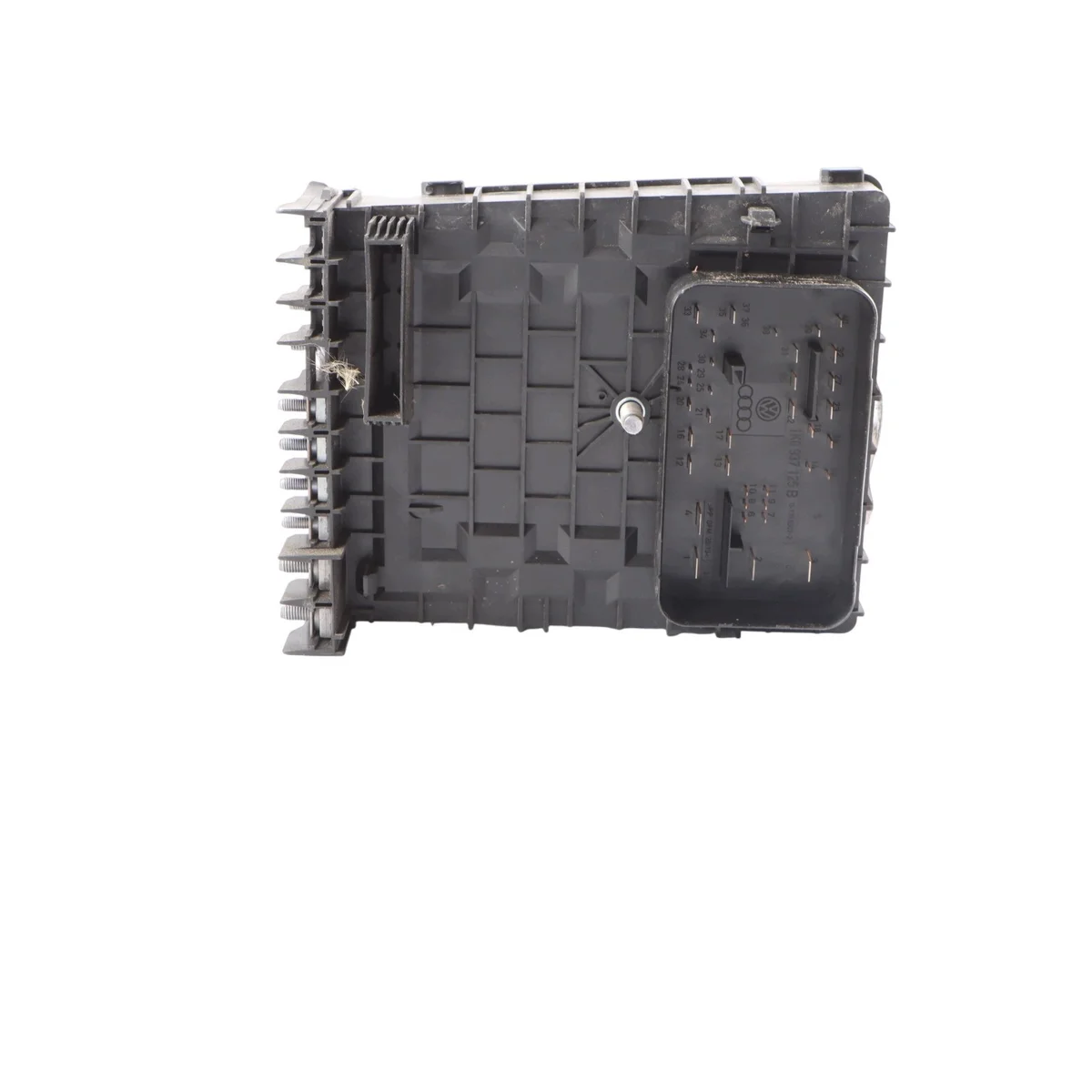 Audi A3 8P 2.0 TDI CBAB Sicherungskasten Motor 1K0937125B image 9