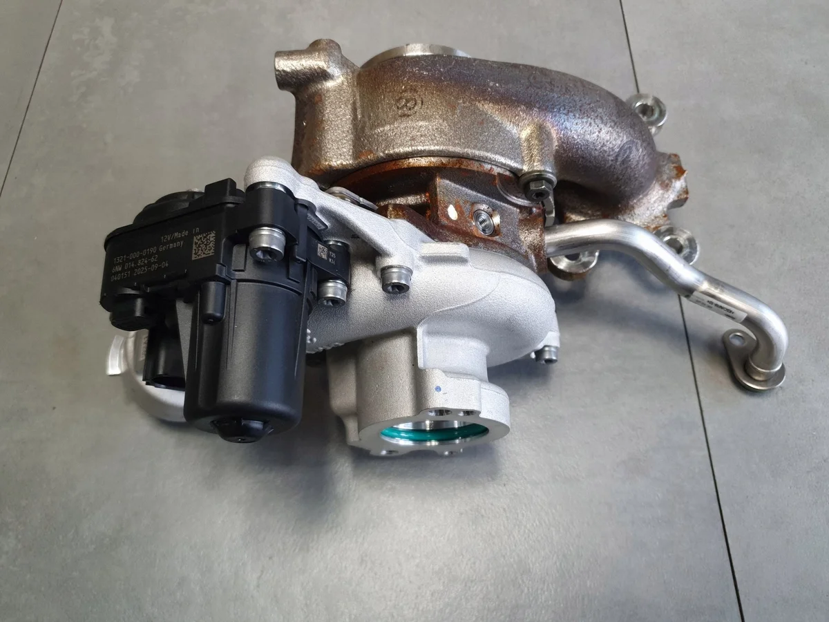 Audi A3 8Y 1.5 TSI Turbolader 05E145702L