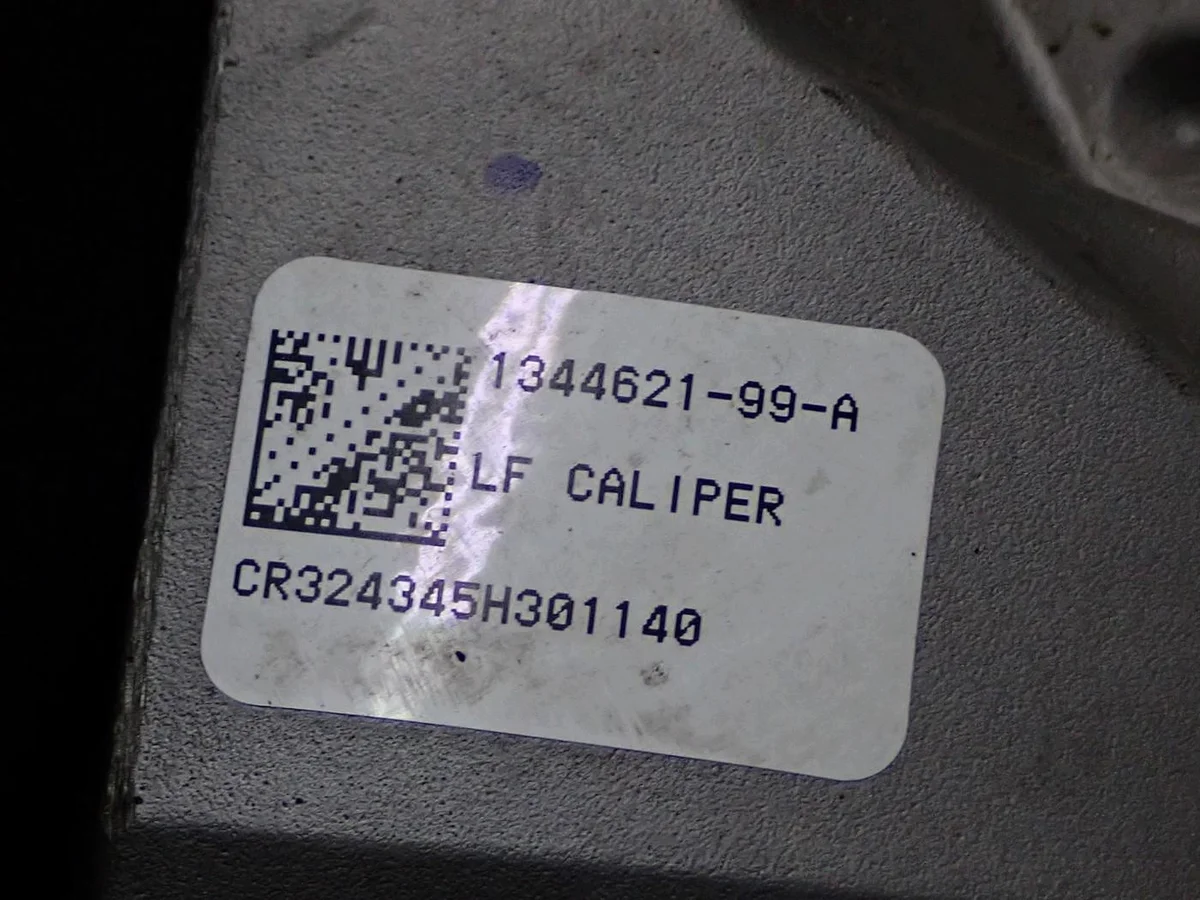 Tesla Model 3 Ohjausakseli Käytetty image 8
