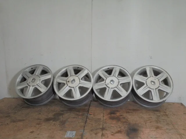 Renault Laguna II Alloy Wheel 8200023736