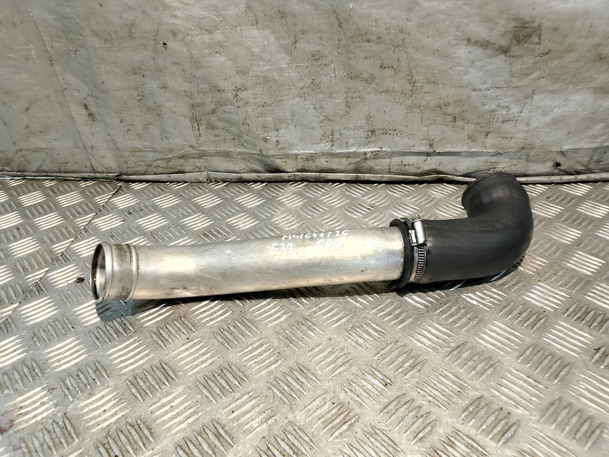 Ladeluftkühlerrohr BMW E39 3.0 D gebraucht