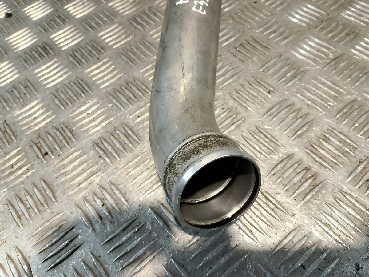 Intercooler-putki BMW E39 3.0 D Käytetty image 6