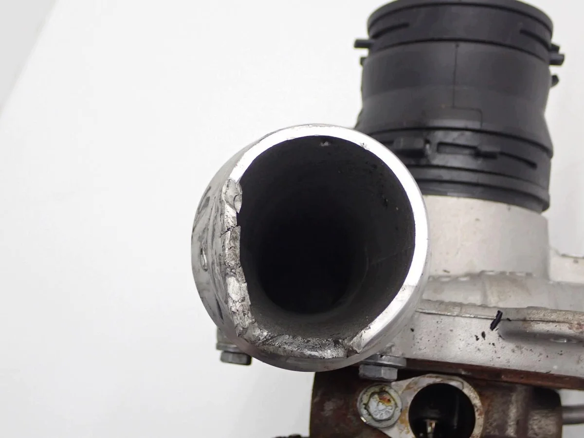 Turbo H4P3-6K682-GC Range Rover Velar L560 image 7