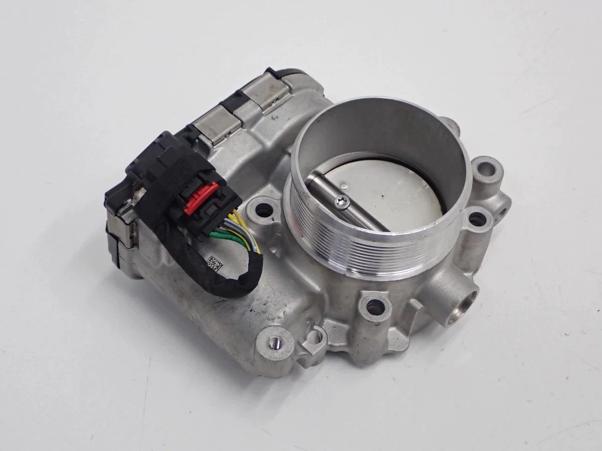 Corpo Borboleta Land Rover Velar R4P3-9F991-AA