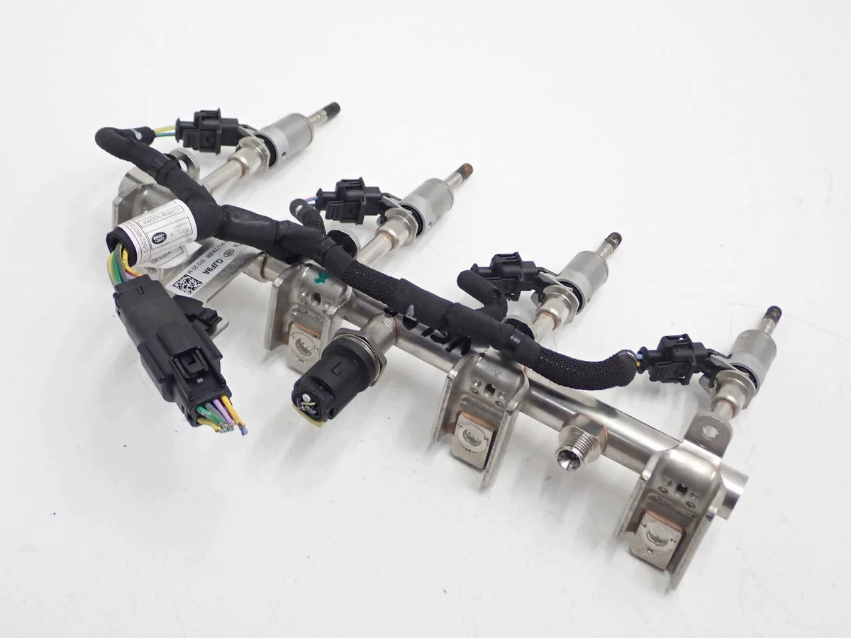 Fuel Rail Sensor for Range Rover Velar L560 image 3