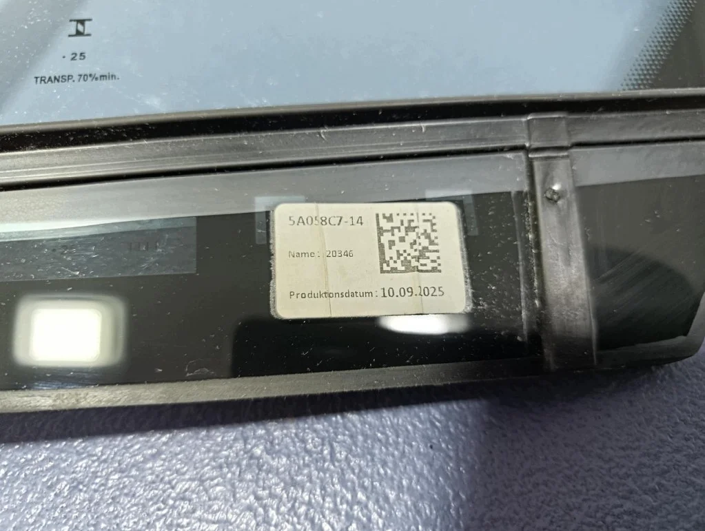Vidro Porta Traseira Esquerda BMW G60 image 4