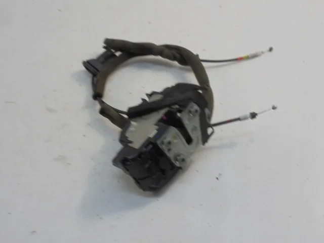 Renault Koleos I Front Right Door Lock