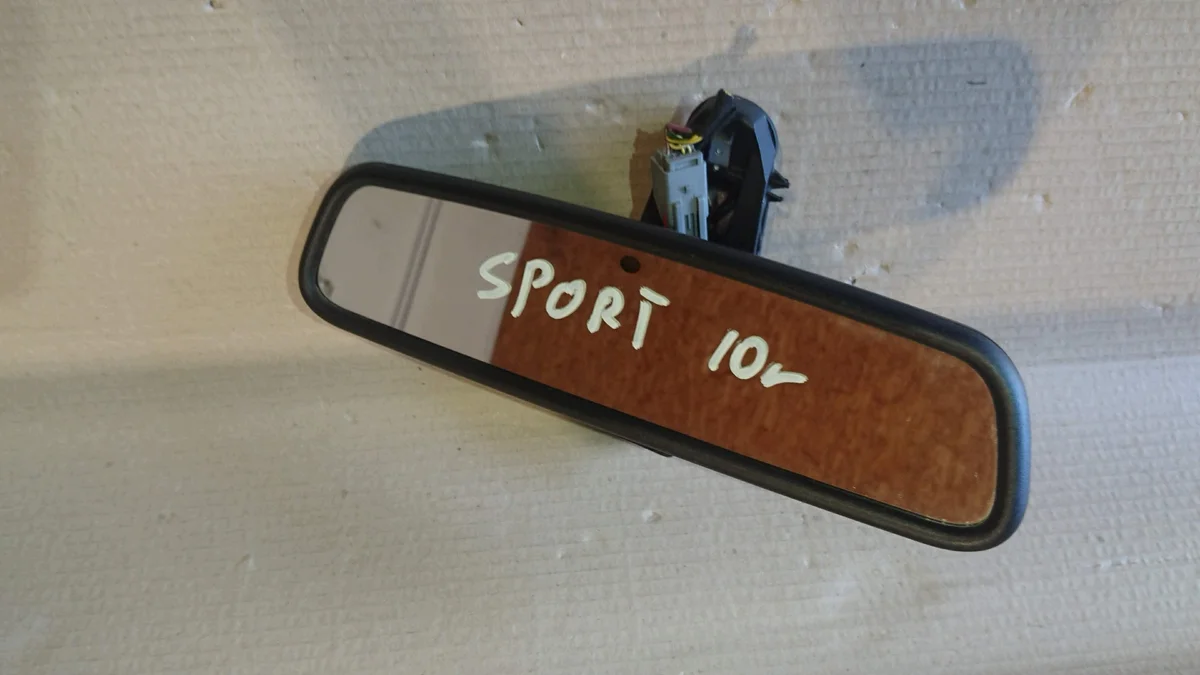 Cámara Deportiva Espejo Retrovisor L320