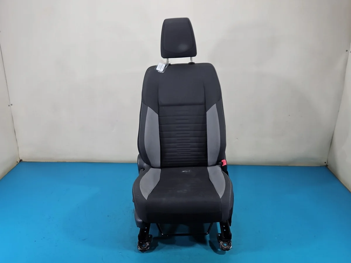 Stoel Rechts Voor Passagier Toyota Auris II