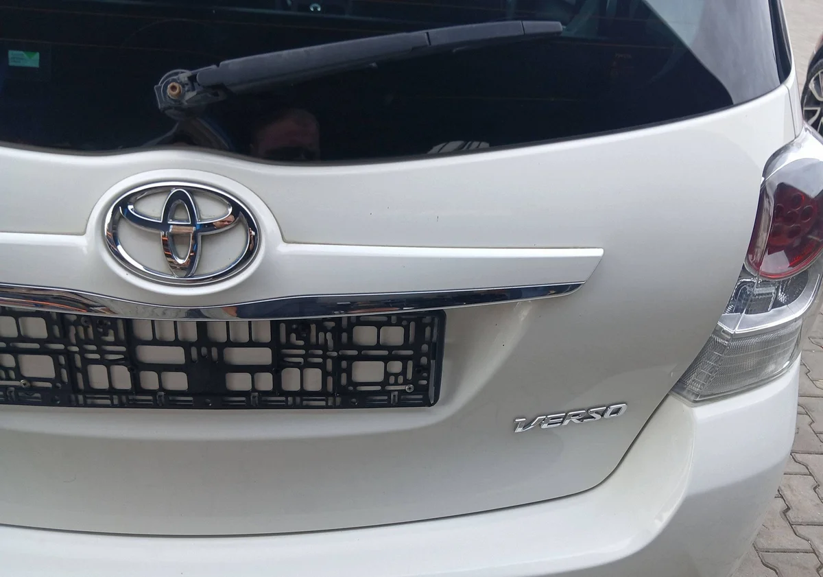Toyota Verso Heckklappe Kofferraum Tür Hinten image 3