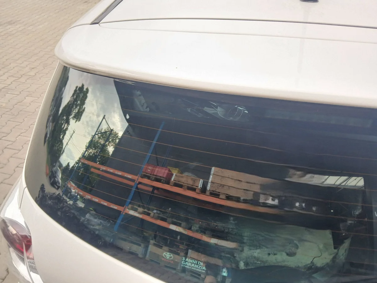 Toyota Verso Heckklappe Kofferraum Tür Hinten image 6
