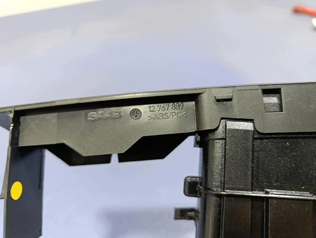 SAAB 9-3 II 02- Becherhalterhalterung 12767889 image 6