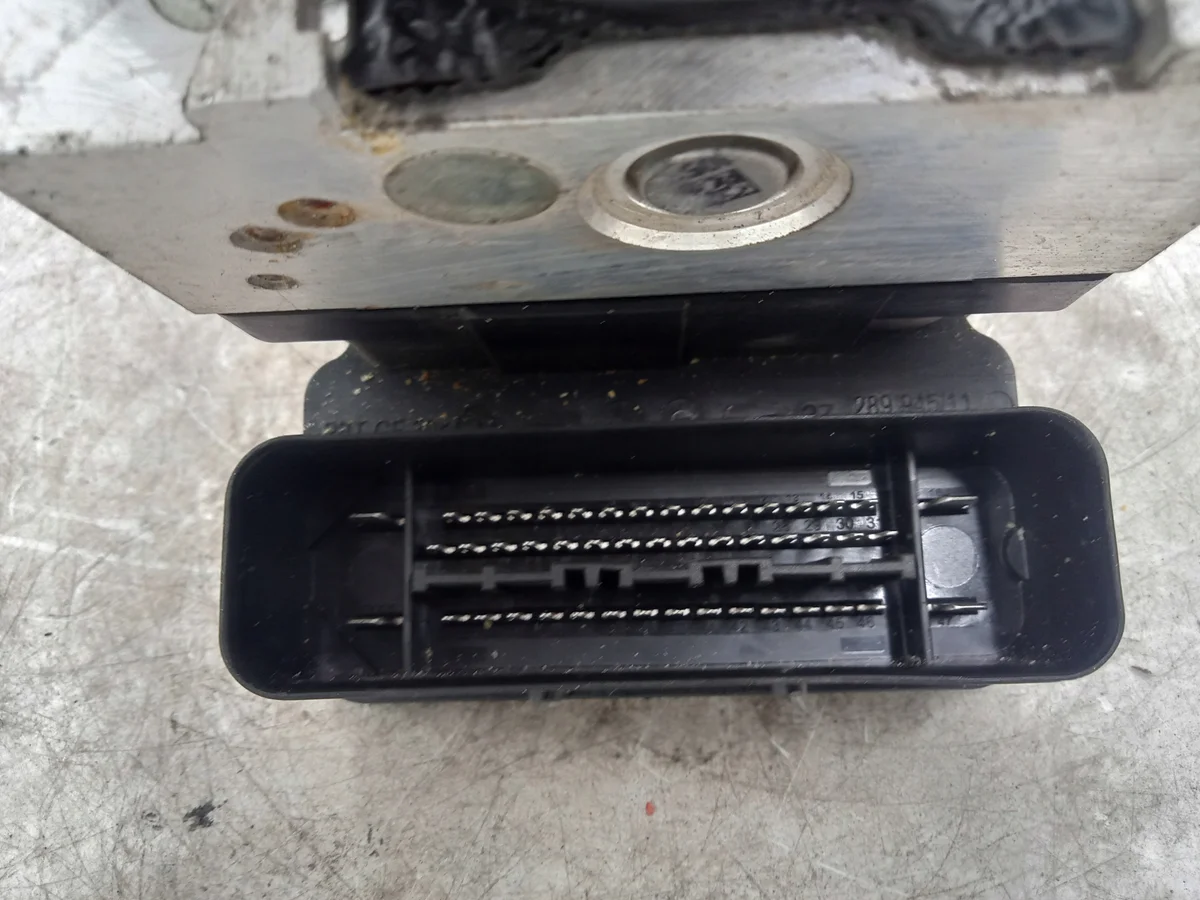 Bomba de Freio ABS VW Jetta VI Octavia image 6